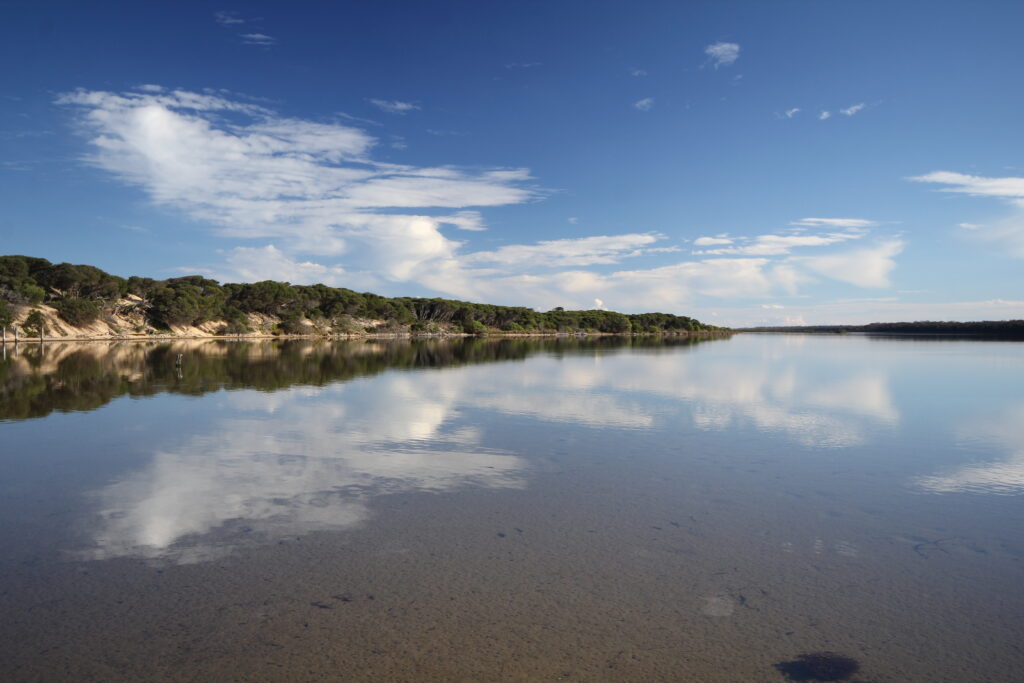 The lakes National Park & Gippsland Lakes Coastal Park